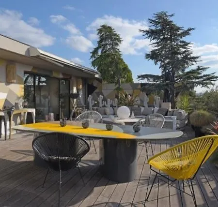 Le Rooftop D'auteuil Guest house